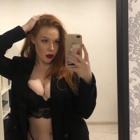 غرفة دردشة AriellaWow دون اتصال