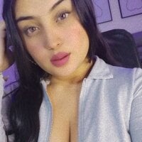 غرفة دردشة Mackenzie_Bell دون اتصال