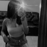 Alie_Yasmine webcam