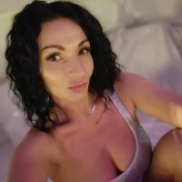 Israakarmaa Stripchat Shows