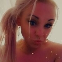 TiaDunnLive Webcam
