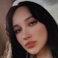 CamillaBassi's Offline Chat Room