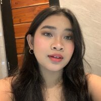 PinayhugeClit webcam model