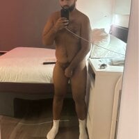 hornydesib69 webcam model