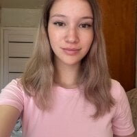 Kimi_Kiwi webcam model