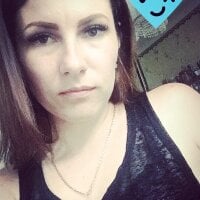 Phòng Chat Ngoại tuyến Karina_Oneskyblue_