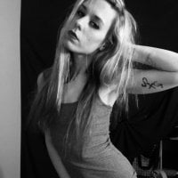 CumslutCat's Offline Chat Room