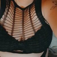 Ảnh Đại Diện Lola----x