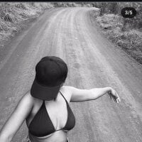 Brianna_257 offline chatrum