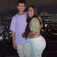 Alex_and_carolyn Cam Model Profile | Stripchat