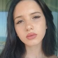 AlinaHaz's Offline Chat Room