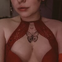 Yuriko_aa's Offline Chat Room