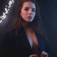 Oops_Lady's Offline Chat Room
