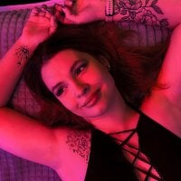 AdaleePalmerr's Offline Chat Room