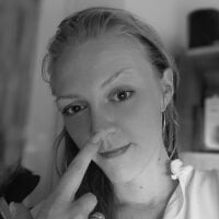 غرفة دردشة NoLimits36 دون اتصال