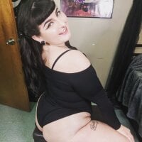 Wynter_Woods অফলাইন চ্যাট রুম