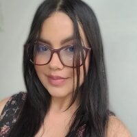 חדר צ'אט לא מקוון של SophieCandy_