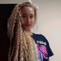 Dalila_love69's Offline Chat Room