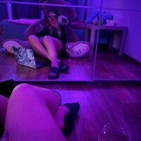 captainbigdick666's Offline Chat Room