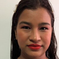 francesca_23_'s Offline Chat Room