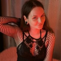 FrancesBell_'s Offline Chat Room