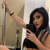 Kylie_Charm's Offline Chat Room