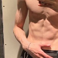 kotoamatsukamiqq webcam