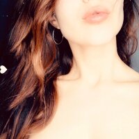 _HoneyPetra naked stripping on cam for online porn video chat