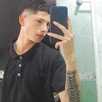 Reyez234 webcam