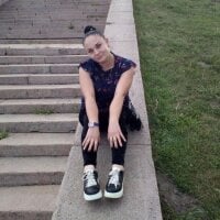 LilAngel777's Offline Chat Room