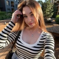 Alice_Ravenwood