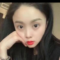 Agnes_L Adlı Modelin Çevrimdışı Sohbet Odası