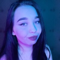 Tvinki69's Offline Chat Room