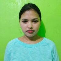 sweetpinayxxx31's Offline Chat Room