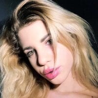 FrancescaKimberly's Offline Chat Room