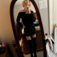 Missbhavinglucy Adlı Modelin Çevrimdışı Sohbet Odası