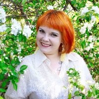 RobertsEva Adlı Modelin Çevrimdışı Sohbet Odası