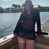 Karolineswettt webcam model