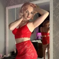 EllianaReese model avatar