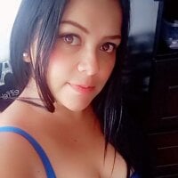 julieta160920 webcam model