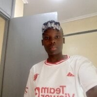 Prettyagy1 webcam model