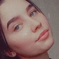 GabriellaBooker1's Offline Chat Room