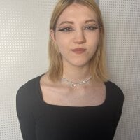 threeChinasesGirls webcam model