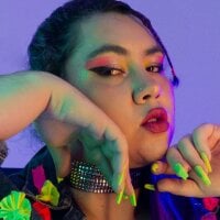 Lilih_golden webcam model
