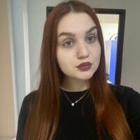 Red_Ava webcam model