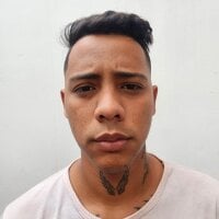 antony_latinboy's Offline Chat Room