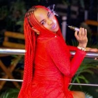 _roxanne webcam model