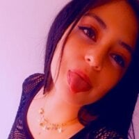 lindaakitty's Offline Chat Room