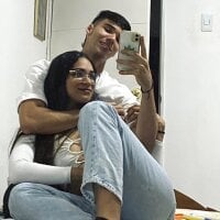 AlinaAndNick's Offline Chat Room