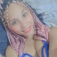 dani_daniecy's Offline Chat Room